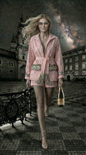 Laden Sie das Bild in den Galerie-Viewer, Alexis - Guipure Suit  Candy  Rose