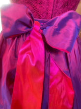 Laden Sie das Bild in den Galerie-Viewer, Cotton Guipure Pink - Leinen - Seide