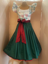 Laden Sie das Bild in den Galerie-Viewer, Stickerei Mieder Dirndl