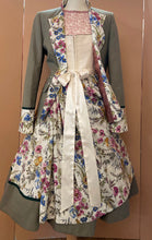 Laden Sie das Bild in den Galerie-Viewer, Pure Leinen Gewand  Dirndl  Jacke