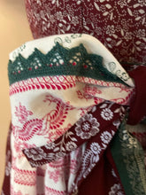 Laden Sie das Bild in den Galerie-Viewer, Brauchtum Couture &amp; Guipure Besatz