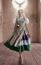 Laden Sie das Bild in den Galerie-Viewer, 3 Teiler Dirndl Couture Traum