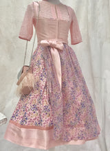Laden Sie das Bild in den Galerie-Viewer, Princess Dirndl Polyesterfrei